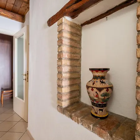 Апартаменты Entu E Mari - Maistu